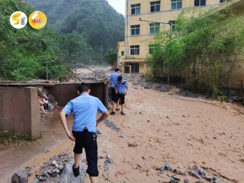 商洛洛南县撤离群众5.8万人 商洛市启动iv级防汛应急响应